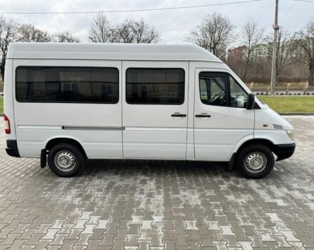 Белый Мерседес Sprinter, объемом двигателя 2.2 л и пробегом 360 тыс. км за 9399 $, фото 12 на Automoto.ua