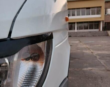 Белый Мерседес Sprinter, объемом двигателя 2.7 л и пробегом 757 тыс. км за 14000 $, фото 4 на Automoto.ua