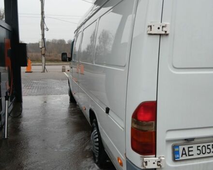 Білий Мерседес Sprinter, об'ємом двигуна 2.7 л та пробігом 425 тис. км за 10000 $, фото 4 на Automoto.ua