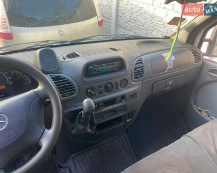 Белый Мерседес Sprinter, объемом двигателя 2.1 л и пробегом 499 тыс. км за 3900 $, фото 16 на Automoto.ua
