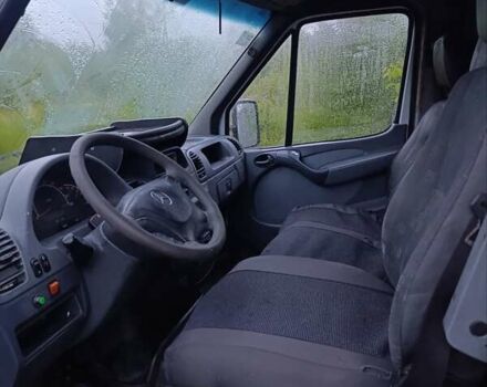 Белый Мерседес Sprinter, объемом двигателя 2.69 л и пробегом 106 тыс. км за 8000 $, фото 2 на Automoto.ua