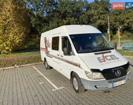 Белый Мерседес Sprinter, объемом двигателя 2.7 л и пробегом 309 тыс. км за 9200 $, фото 8 на Automoto.ua