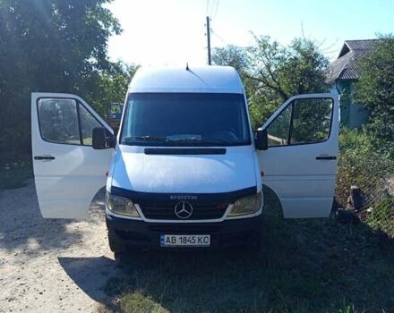 Белый Мерседес Sprinter, объемом двигателя 2.7 л и пробегом 1000 тыс. км за 10300 $, фото 11 на Automoto.ua