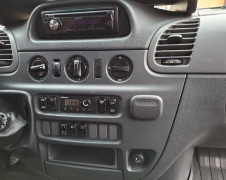 Мерседес Sprinter 2002 в Нововолынск на Automoto.ua Белый Мерседес Sprinter, объемом двигателя 2.7 л и пробегом 980 тыс. км за 11800 $, фото 5 на Automoto.ua