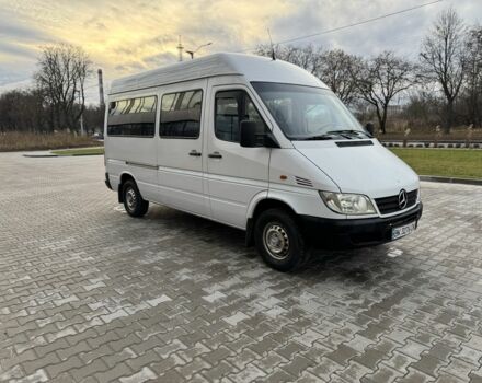 Белый Мерседес Sprinter, объемом двигателя 2.2 л и пробегом 360 тыс. км за 9399 $, фото 1 на Automoto.ua