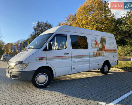 Белый Мерседес Sprinter, объемом двигателя 2.7 л и пробегом 309 тыс. км за 9200 $, фото 5 на Automoto.ua