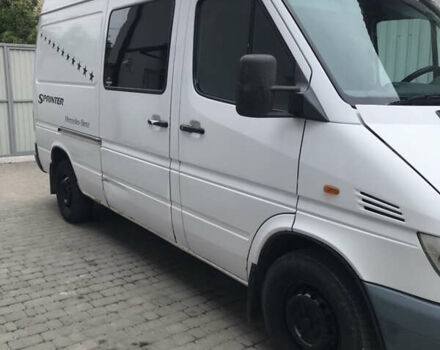 Білий Мерседес Sprinter, об'ємом двигуна 2.7 л та пробігом 739 тис. км за 7200 $, фото 1 на Automoto.ua