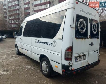 Белый Мерседес Sprinter, объемом двигателя 0 л и пробегом 900 тыс. км за 2000 $, фото 9 на Automoto.ua