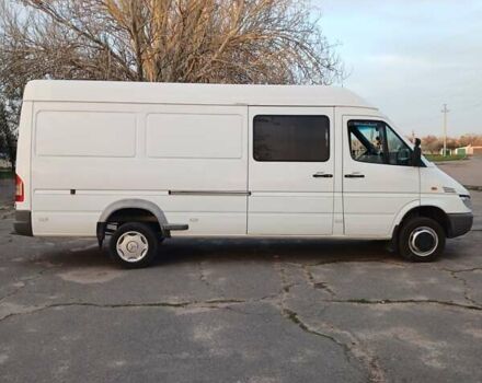 Белый Мерседес Sprinter, объемом двигателя 2.7 л и пробегом 757 тыс. км за 14000 $, фото 48 на Automoto.ua