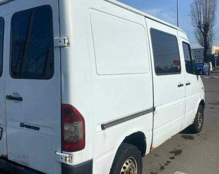 Белый Мерседес Sprinter, объемом двигателя 2.1 л и пробегом 499 тыс. км за 3900 $, фото 6 на Automoto.ua