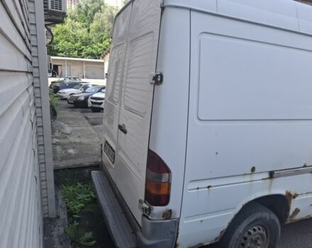 Белый Мерседес Sprinter, объемом двигателя 2.2 л и пробегом 451 тыс. км за 4000 $, фото 5 на Automoto.ua