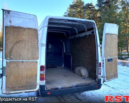 Белый Мерседес Sprinter, объемом двигателя 23 л и пробегом 375 тыс. км за 2950 $, фото 9 на Automoto.ua