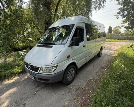 Білий Мерседес Sprinter, об'ємом двигуна 2.15 л та пробігом 750 тис. км за 9300 $, фото 1 на Automoto.ua