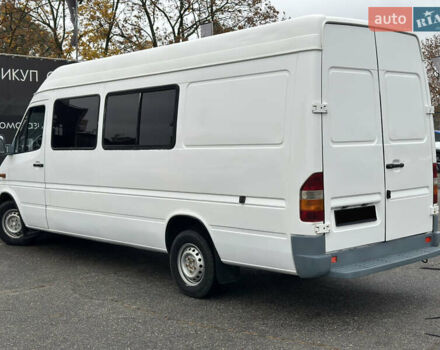 Мерседес Sprinter 2002 у Харкові на Automoto.ua Білий Мерседес Sprinter, об'ємом двигуна 2.1 л та пробігом 318 тис. км за 9999 $, фото 5 на Automoto.ua