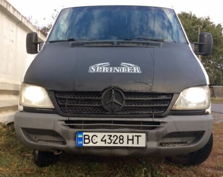 Белый Мерседес Sprinter, объемом двигателя 0 л и пробегом 600 тыс. км за 4500 $, фото 6 на Automoto.ua