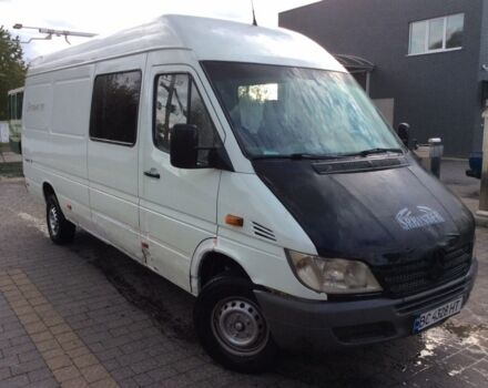 Белый Мерседес Sprinter, объемом двигателя 0 л и пробегом 600 тыс. км за 4500 $, фото 4 на Automoto.ua