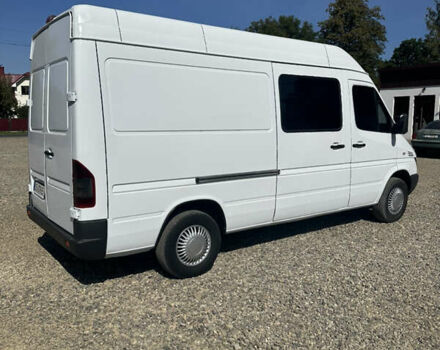 Белый Мерседес Sprinter, объемом двигателя 2.15 л и пробегом 700 тыс. км за 8000 $, фото 6 на Automoto.ua