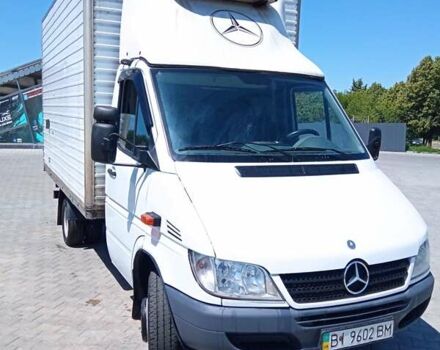 Белый Мерседес Sprinter, объемом двигателя 2.2 л и пробегом 920 тыс. км за 9500 $, фото 4 на Automoto.ua