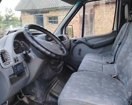 Белый Мерседес Sprinter, объемом двигателя 2.7 л и пробегом 378 тыс. км за 12500 $, фото 9 на Automoto.ua