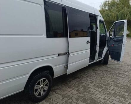 Белый Мерседес Sprinter, объемом двигателя 2.69 л и пробегом 420 тыс. км за 10550 $, фото 8 на Automoto.ua