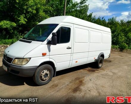 Белый Мерседес Sprinter, объемом двигателя 2.7 л и пробегом 0 тыс. км за 13200 $, фото 2 на Automoto.ua
