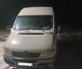 Білий Мерседес Sprinter, об'ємом двигуна 0 л та пробігом 150 тис. км за 6000 $, фото 1 на Automoto.ua
