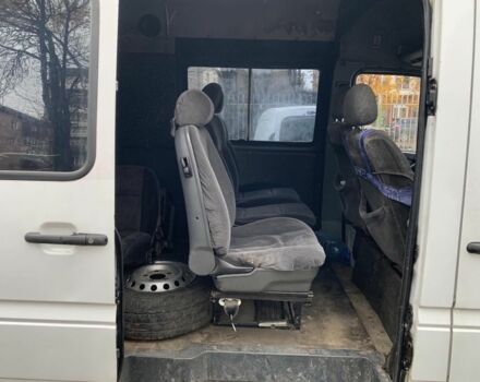 Белый Мерседес Sprinter, объемом двигателя 2.7 л и пробегом 320 тыс. км за 3550 $, фото 7 на Automoto.ua