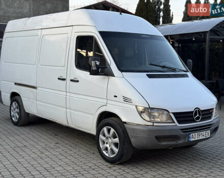 Белый Мерседес Sprinter, объемом двигателя 2.15 л и пробегом 500 тыс. км за 4999 $, фото 2 на Automoto.ua