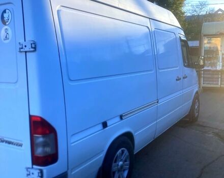 Белый Мерседес Sprinter, объемом двигателя 2.1 л и пробегом 444 тыс. км за 10500 $, фото 3 на Automoto.ua