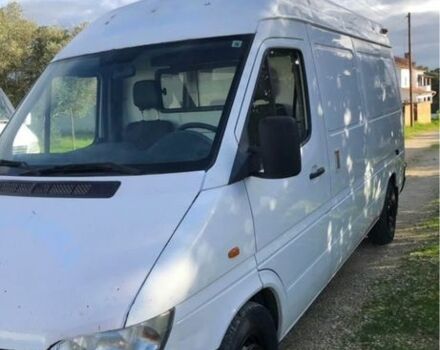 Белый Мерседес Sprinter, объемом двигателя 2.7 л и пробегом 500 тыс. км за 5809 $, фото 4 на Automoto.ua