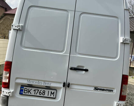 Белый Мерседес Sprinter, объемом двигателя 2.15 л и пробегом 157 тыс. км за 15600 $, фото 23 на Automoto.ua