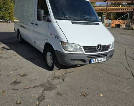 Белый Мерседес Sprinter, объемом двигателя 2.15 л и пробегом 655 тыс. км за 10800 $, фото 2 на Automoto.ua