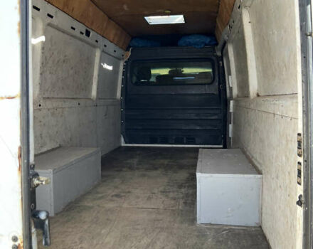 Белый Мерседес Sprinter, объемом двигателя 2.69 л и пробегом 400 тыс. км за 13500 $, фото 3 на Automoto.ua