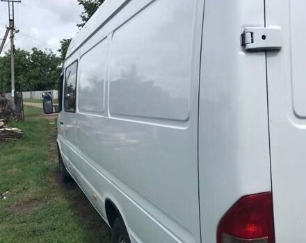 Белый Мерседес Sprinter, объемом двигателя 2.3 л и пробегом 559 тыс. км за 8800 $, фото 3 на Automoto.ua