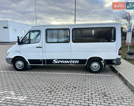 Білий Мерседес Sprinter, об'ємом двигуна 2.7 л та пробігом 310 тис. км за 6300 $, фото 4 на Automoto.ua