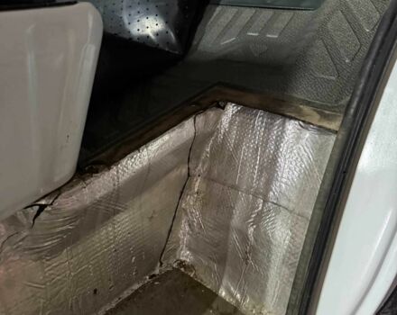 Білий Мерседес Sprinter, об'ємом двигуна 2.1 л та пробігом 340 тис. км за 10700 $, фото 6 на Automoto.ua