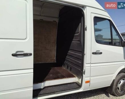 Белый Мерседес Sprinter, объемом двигателя 0 л и пробегом 260 тыс. км за 23900 $, фото 22 на Automoto.ua