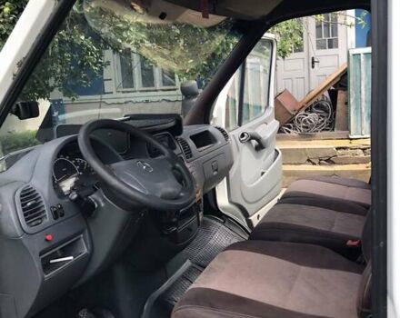 Белый Мерседес Sprinter, объемом двигателя 2.3 л и пробегом 559 тыс. км за 8800 $, фото 13 на Automoto.ua