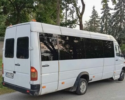 Белый Мерседес Sprinter, объемом двигателя 2.2 л и пробегом 620 тыс. км за 4500 $, фото 2 на Automoto.ua