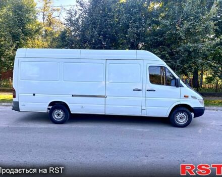 Білий Мерседес Sprinter, об'ємом двигуна 2.1 л та пробігом 300 тис. км за 8999 $, фото 6 на Automoto.ua