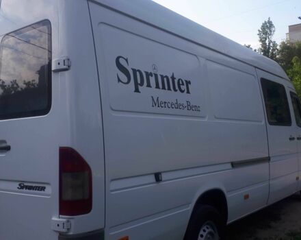 Білий Мерседес Sprinter, об'ємом двигуна 2.2 л та пробігом 500 тис. км за 10000 $, фото 1 на Automoto.ua