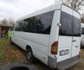 Белый Мерседес Sprinter, объемом двигателя 2.2 л и пробегом 400 тыс. км за 5200 $, фото 2 на Automoto.ua