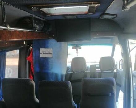 Белый Мерседес Sprinter, объемом двигателя 2.15 л и пробегом 124 тыс. км за 12800 $, фото 7 на Automoto.ua