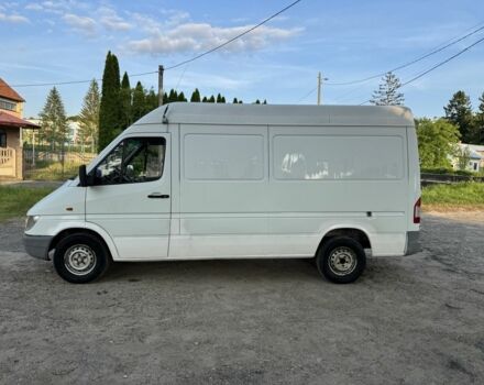 Білий Мерседес Sprinter, об'ємом двигуна 2.2 л та пробігом 559 тис. км за 3900 $, фото 2 на Automoto.ua
