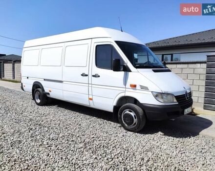 Белый Мерседес Sprinter, объемом двигателя 0 л и пробегом 260 тыс. км за 23900 $, фото 4 на Automoto.ua