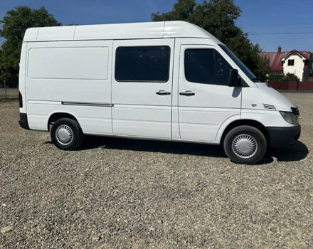Белый Мерседес Sprinter, объемом двигателя 2.15 л и пробегом 700 тыс. км за 8000 $, фото 5 на Automoto.ua