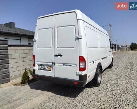 Белый Мерседес Sprinter, объемом двигателя 0 л и пробегом 260 тыс. км за 23900 $, фото 9 на Automoto.ua