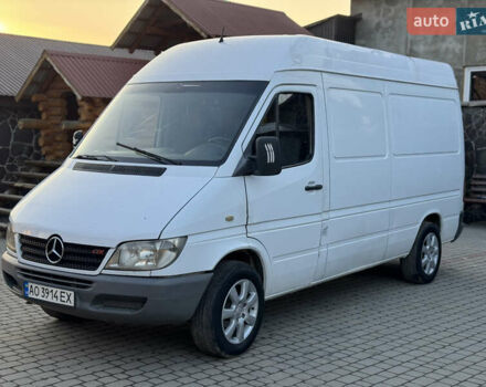 Белый Мерседес Sprinter, объемом двигателя 2.15 л и пробегом 500 тыс. км за 4999 $, фото 1 на Automoto.ua