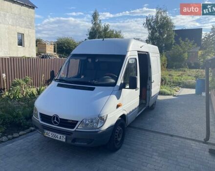 Білий Мерседес Sprinter, об'ємом двигуна 2.1 л та пробігом 570 тис. км за 9000 $, фото 4 на Automoto.ua