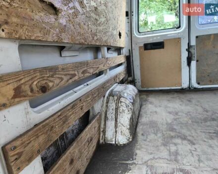 Білий Мерседес Sprinter, об'ємом двигуна 2.1 л та пробігом 536 тис. км за 7400 $, фото 32 на Automoto.ua